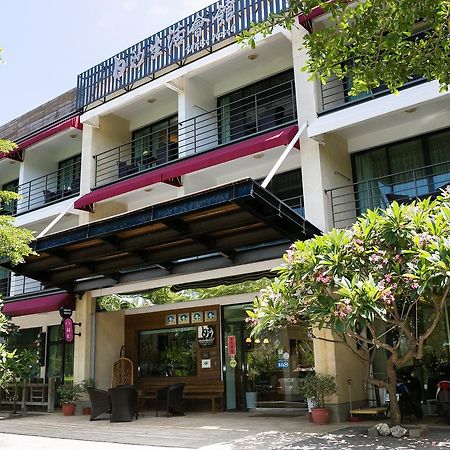 Kenting White Hotel Хенгчун Экстерьер фото